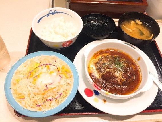 ハンバーグカレー