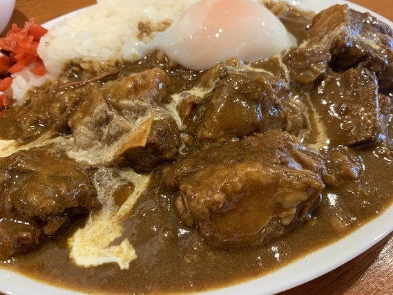 ビーフがたくさん入ったカレー