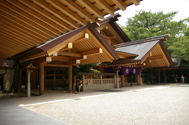 熱田神宮　社殿