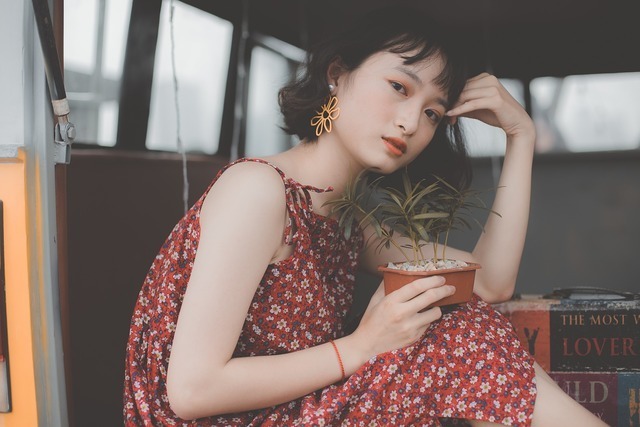 一重の女性