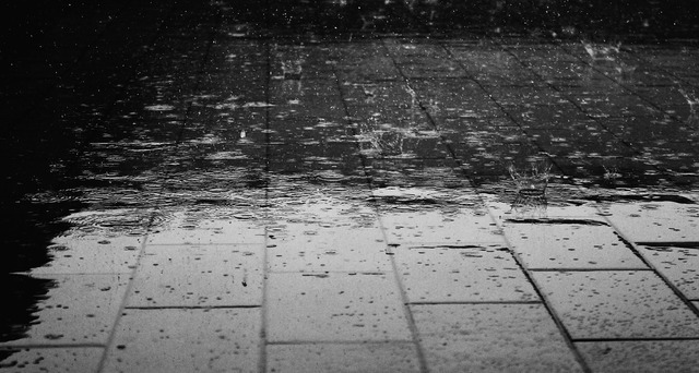 雨の日の足元
