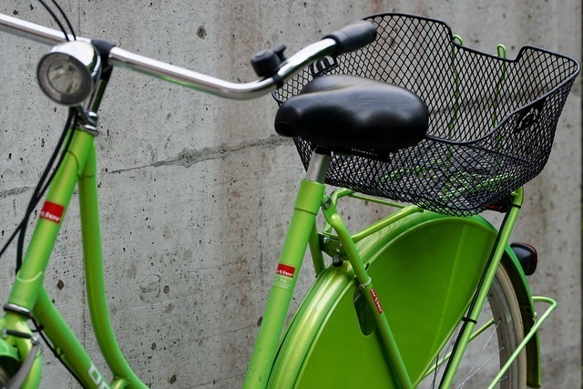 自転車の後ろかご