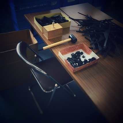 ゴムハンマーと道具