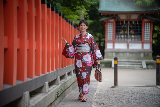 浴衣コーデの女性