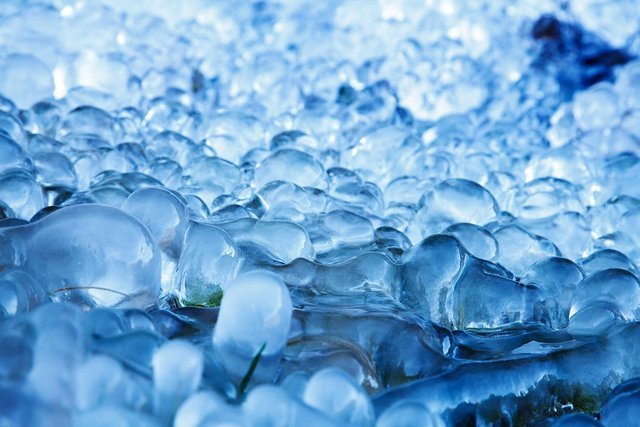 氷の粒