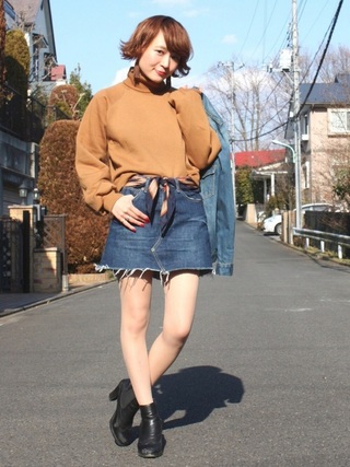 タートルネックスウェット