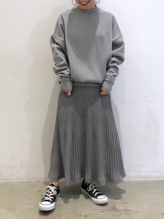 グレーコーデ