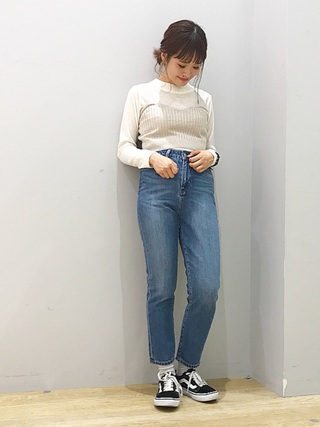 デニムパンツ