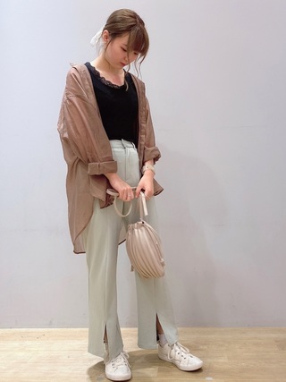 シアーシャツチュニックコーデ