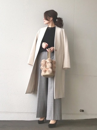 黒ユニクロカシミヤセーター