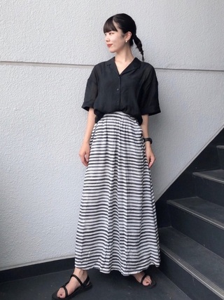 開襟シャツで涼しく！