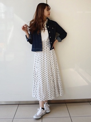 水玉スカートで50’s風な着こなし